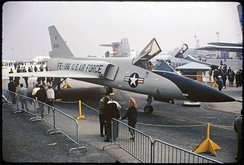 590136-Paris-Air-Show-1963--02.jpg