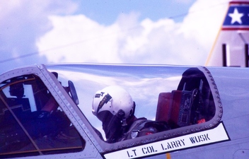 580764 LtCol Larry Wusk in Cockpit