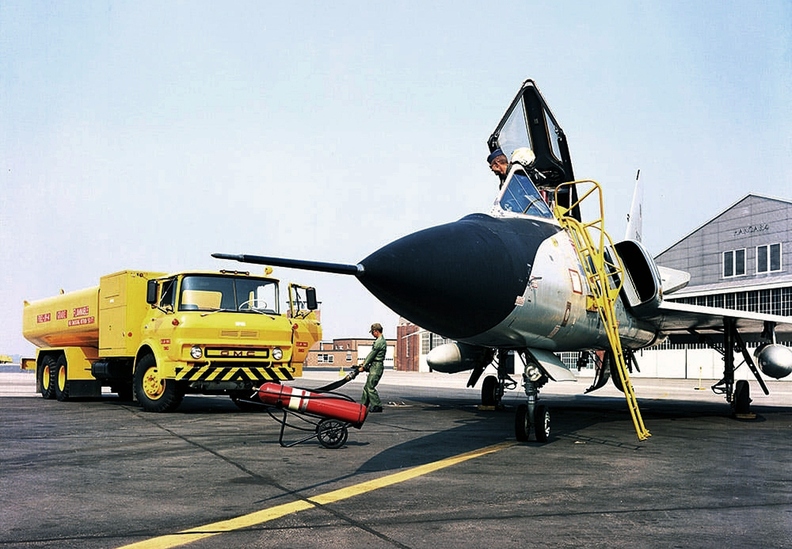 F-106 Yellow Refuel Truck Old Canopy SubTanks early 60s 71st Selfridge.jpg