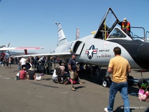2011 90086 Airshow