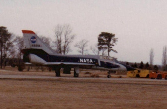572516 F-106B NASA 816