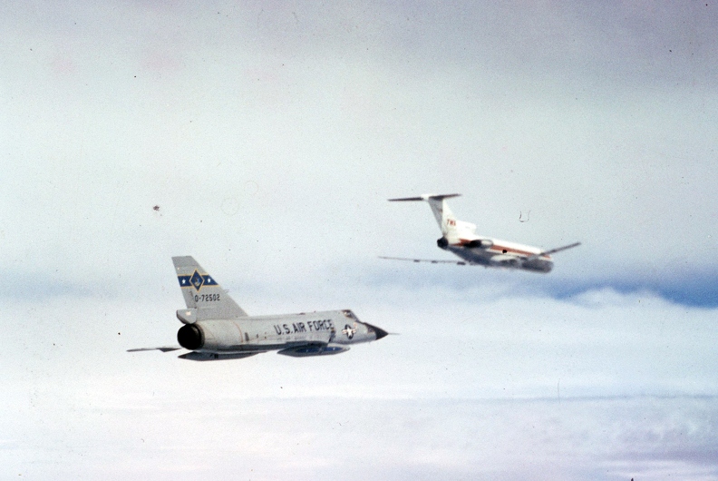 572502 95fis intercepts hijacked TWA airliner headed to cuba 1969.jpg